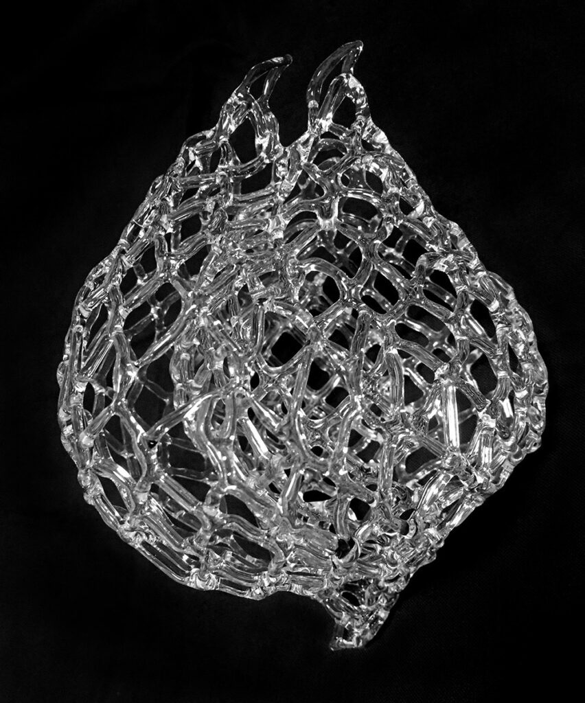 Marcy Chevali • <em>Venae</em> • Flameworked borosilicate glass • 8″×6″×4½″ • $2,750.00