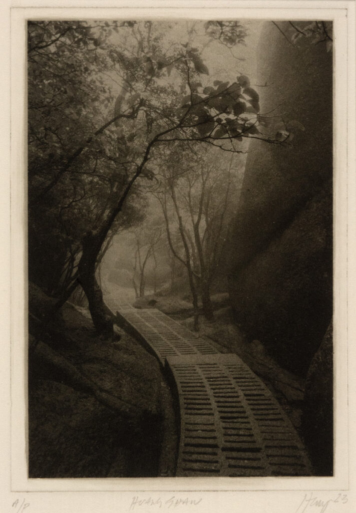 Charles Heasley • <em>Huangshan</em> • Photogravure • 5¼″×3½″ • $200.00<a class="purchase" href="https://state-of-the-art-gallery.square.site/product/charles-heasley-huangshan/2857" target="_blank">Buy</a>