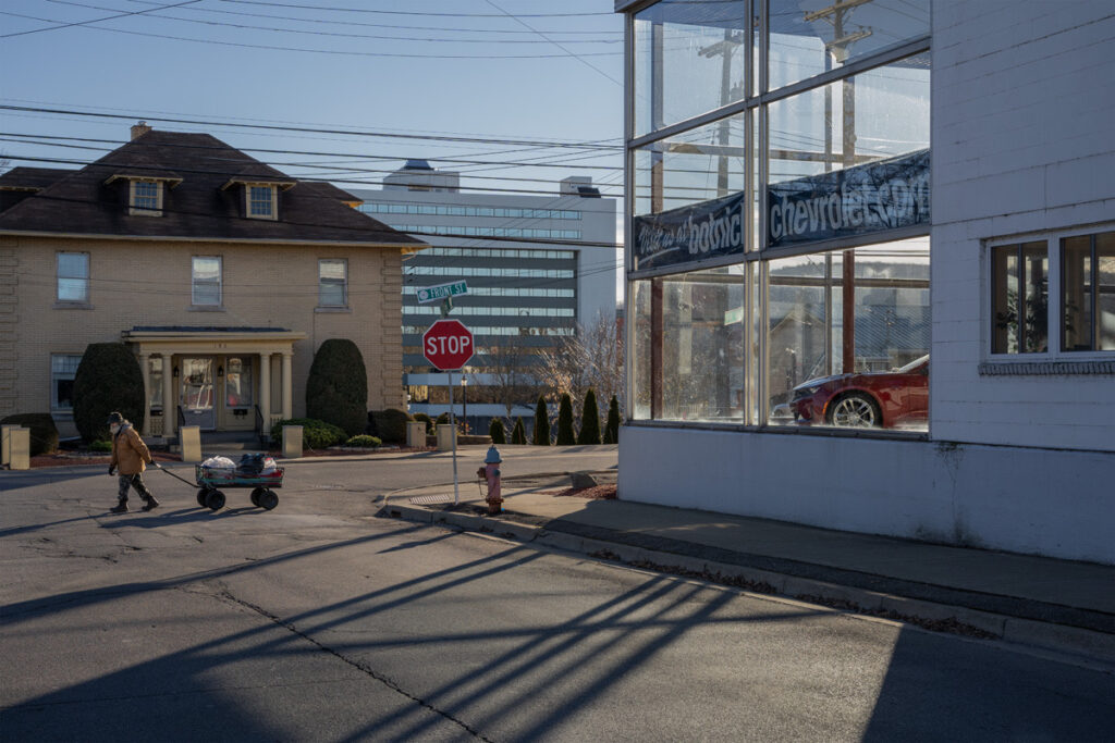 Harry Littell • <em>Front Street, Binghamton, 2021</em> • Archival digital print • 40″×29″ • $1,250.00<a class="purchase" href="https://state-of-the-art-gallery.square.site/product/harry-littell-front-street-binghamton-2021/1359" target="_blank">Buy</a>