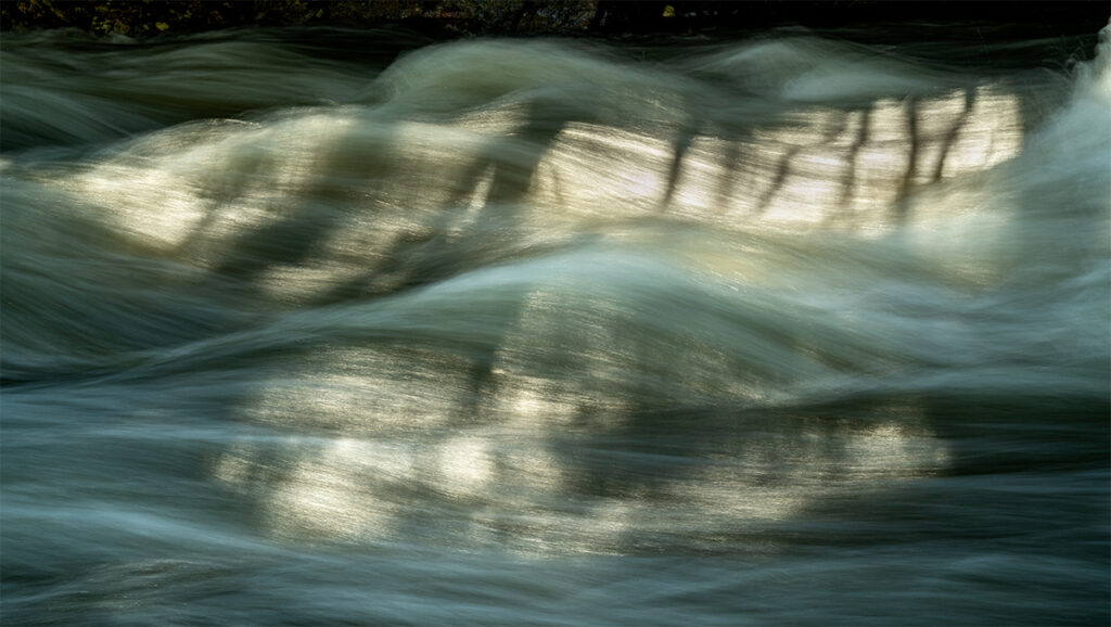 Keith Millman&nbsp;• <em>Unearth 13</em>&nbsp;• Archival ink jet print&nbsp;• 25″×&nbsp;19″&nbsp;• $290.00<a class="purchase" href="https://state-of-the-art-gallery.square.site/product/keith-millman-unearth-13/UNR7M2BSGCWON2IY74W5DW3V" target="_blank">Buy</a>