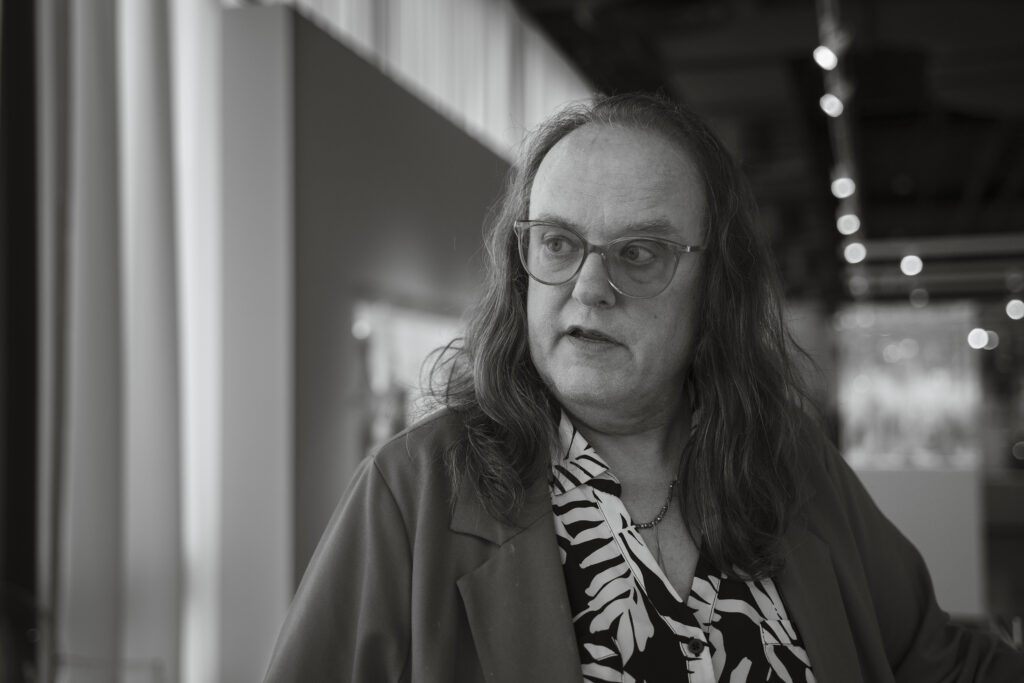 Susan C. Larkin&nbsp;• <em>Rich LaVere Corning Museum of Glass</em>&nbsp;• Archival digital print&nbsp;• 24″×&nbsp;20″&nbsp;• $300.00<a class="purchase" href="https://state-of-the-art-gallery.square.site/product/susan-c-larkin-rich-lavere-corning-museum-of-glass/AZQWCJ4EOVQ4PJFFTIJBE2IZ" target="_blank">Buy</a>