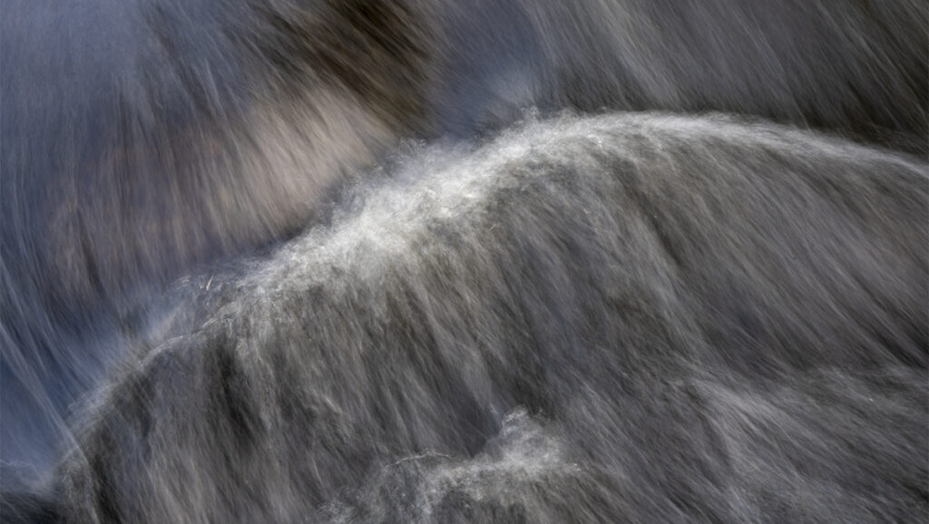 Keith Millman&nbsp;• <em>Unearth Series</em>&nbsp;• Archival ink jet print&nbsp;• 25″×&nbsp;19″&nbsp;• $290.00<a class="purchase" href="https://state-of-the-art-gallery.square.site/product/keith-millman-unearth-series/4IS2UQYA77G7CLUHI4ROHFKV" target="_blank">Buy</a>